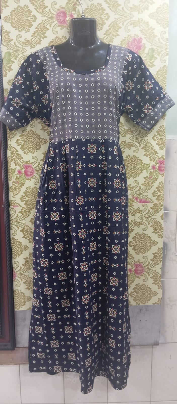 FROCK NIGHTY