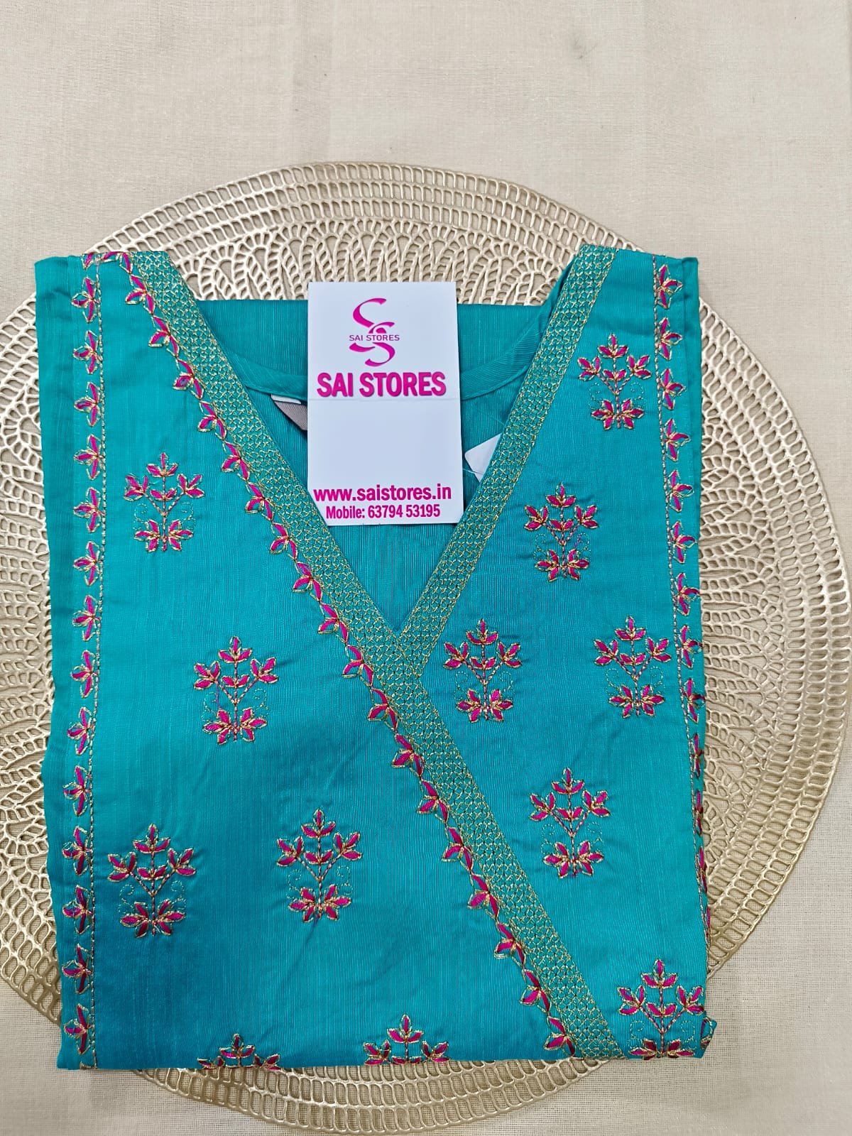SIDE OPEN KURTIS