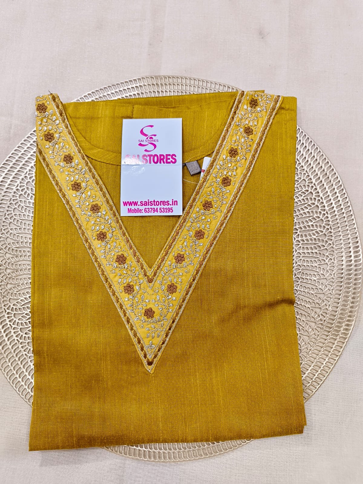 SIDE OPEN KURTIS