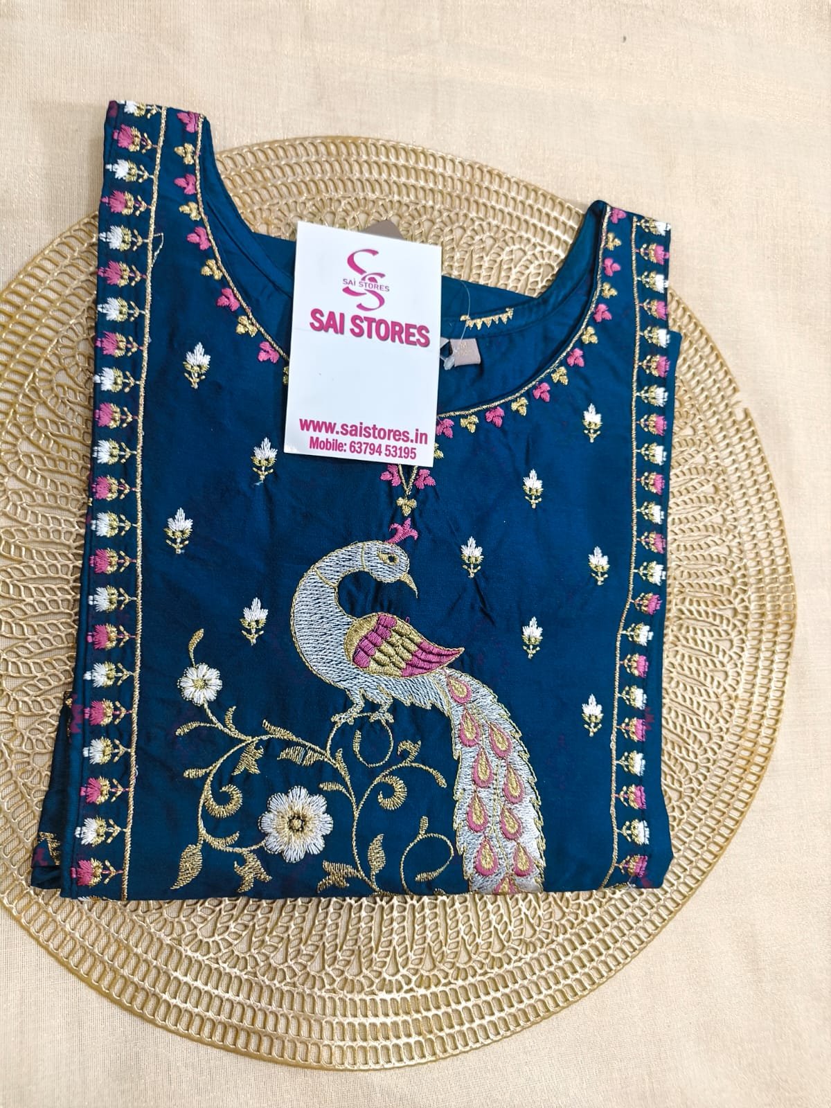 SIDE OPEN KURTIS