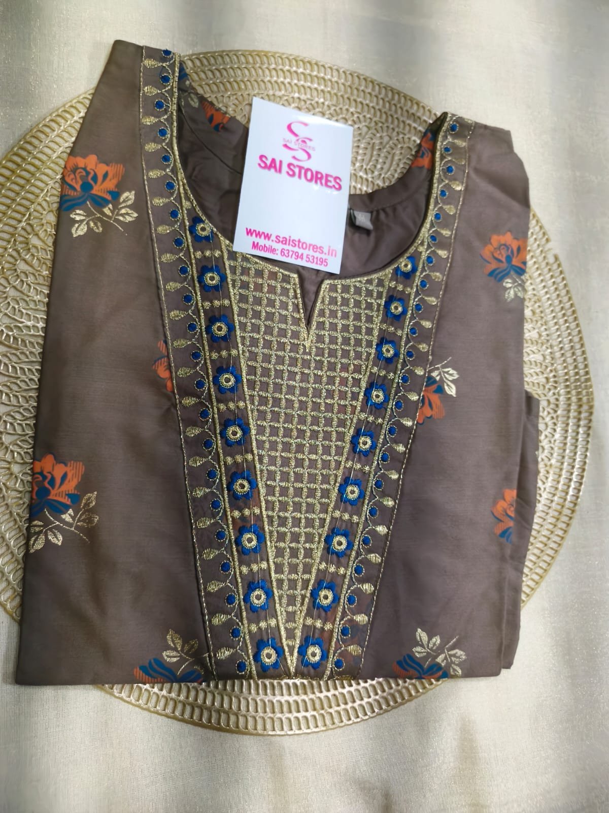 SIDE OPEN KURTIS
